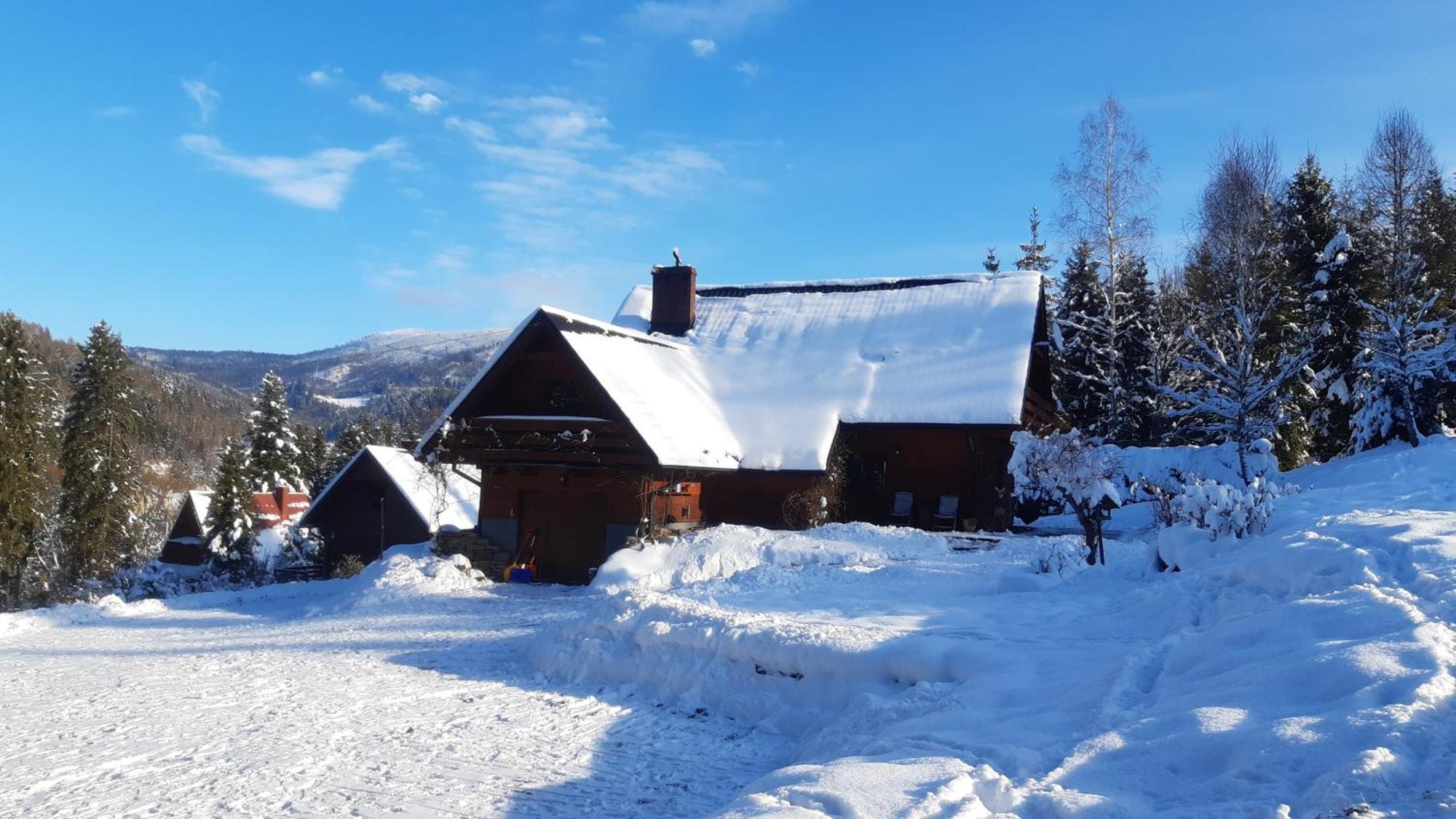 Dom Pod Wilczym Groniem Villa Rajcza Exteriör bild